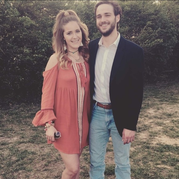 Meet your Posher, Sunny - Picture 2 of 2